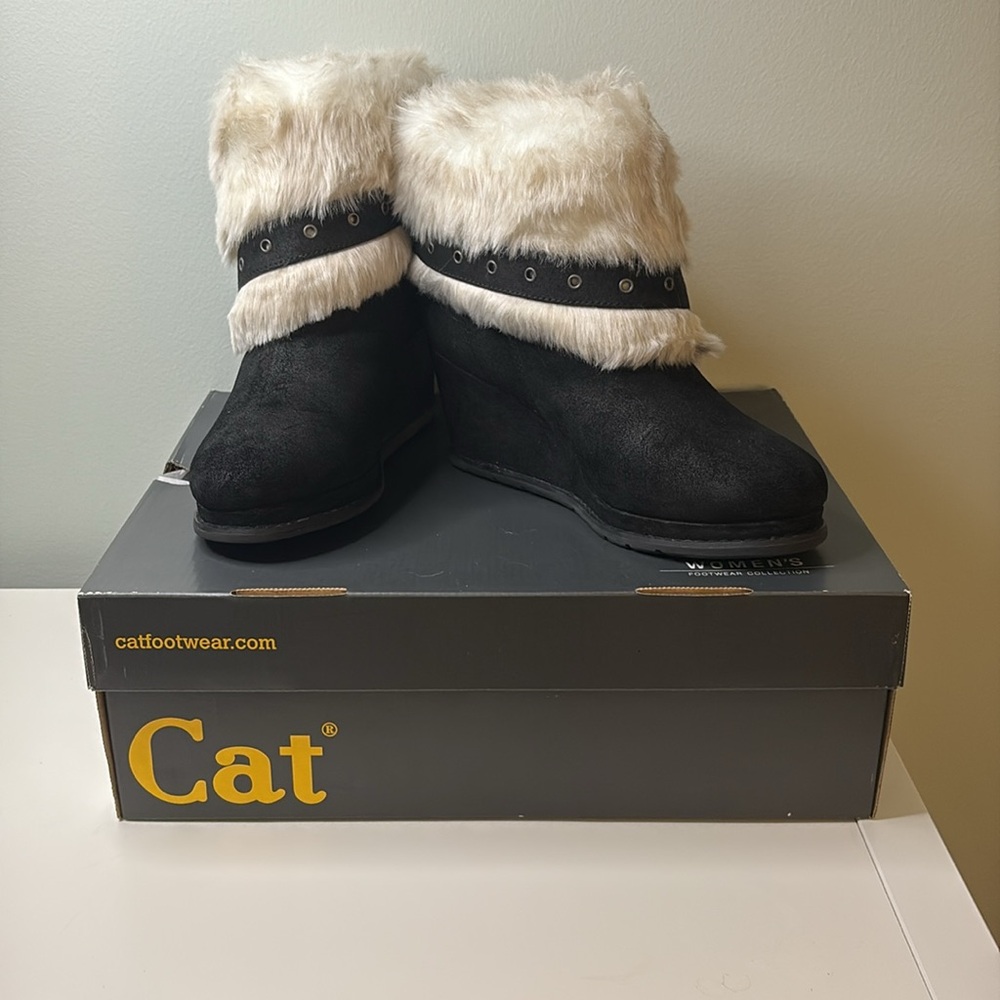 Women's Black and White Faux Fur Wedge Boots